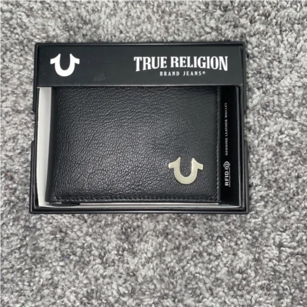 brand new true religion wallet